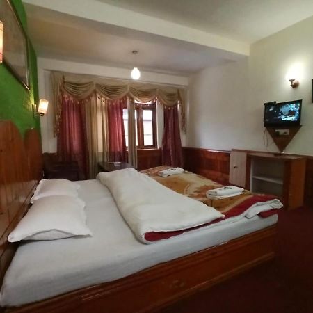 Hotel Him View Манали Экстерьер фото