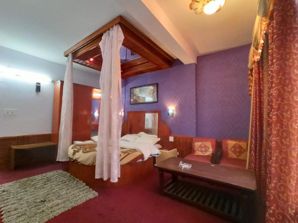 Hotel Him View Манали Экстерьер фото
