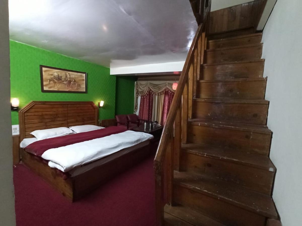 Hotel Him View Манали Экстерьер фото