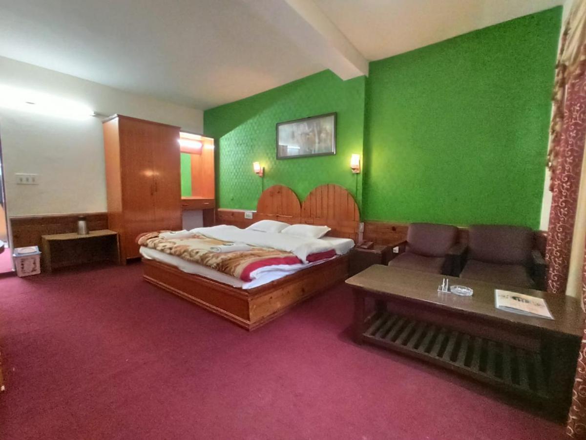 Hotel Him View Манали Экстерьер фото