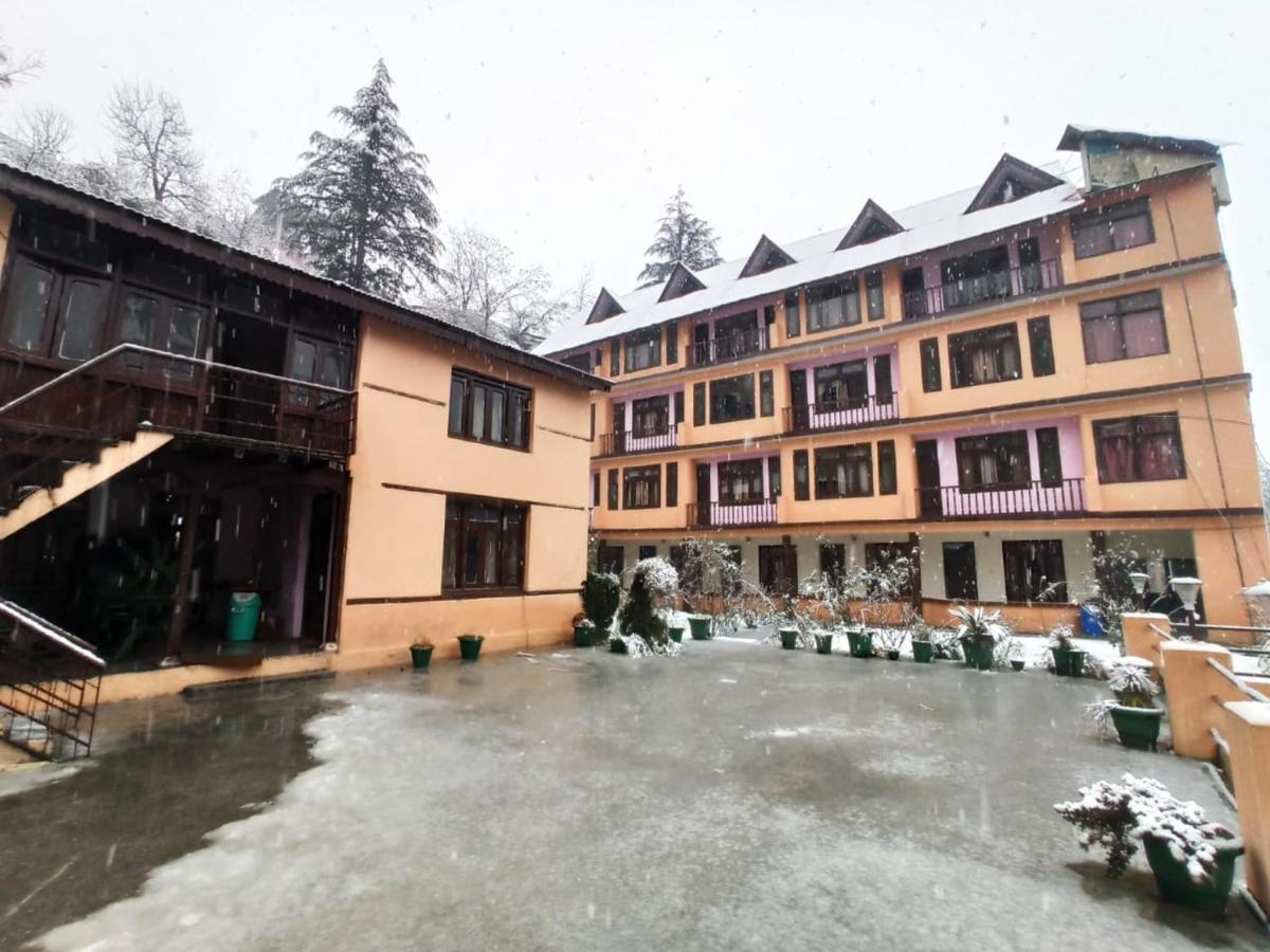 Hotel Him View Манали Экстерьер фото